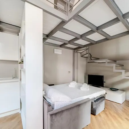 Guesthost - Amazing Loft - 350 M Far From Dateo Station *