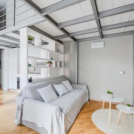 Guesthost - Amazing Loft - 350 M Far From Dateo Station * Μιλάνο
