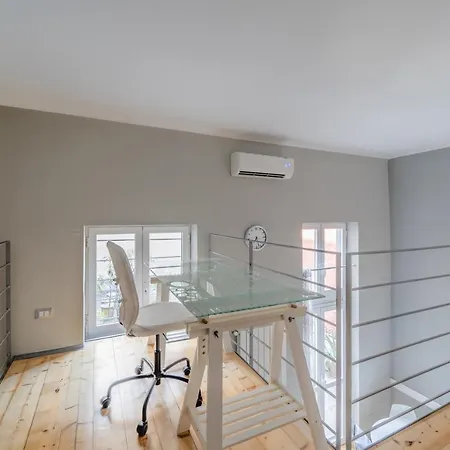 Amazing Loft - 350 M Far From Dateo Station Appartement Milaan