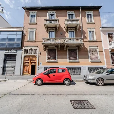 Appartement Amazing Loft - 350 M Far From Dateo Station Milaan
