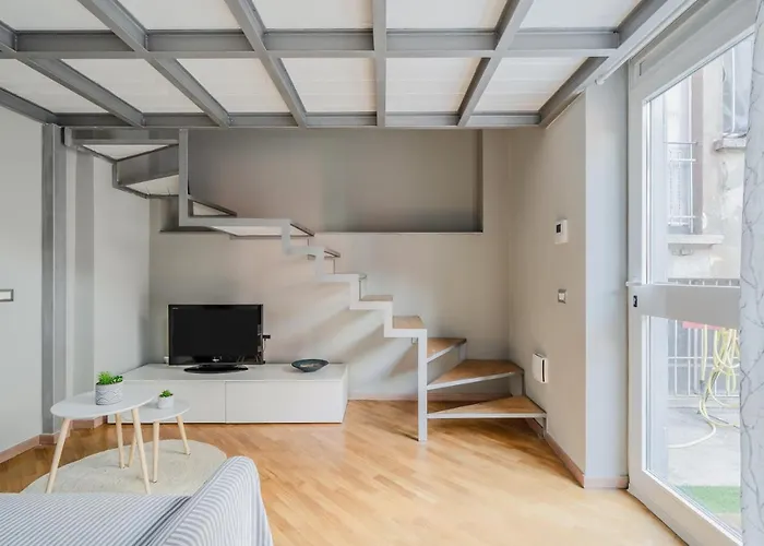 Διαμέρισμα Guesthost - Amazing Loft - 350 M Far From Dateo Station Μιλάνο