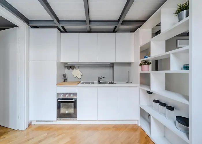 Διαμέρισμα Guesthost - Amazing Loft - 350 M Far From Dateo Station