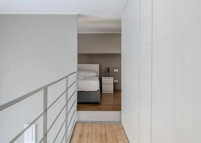 Guesthost - Amazing Loft - 350 M Far From Dateo Station Μιλάνο